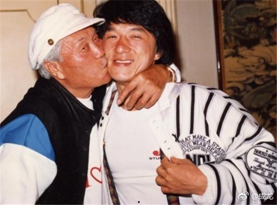 成龙儿子照片,星二代成长瞬间