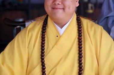 演活佛济公演员有哪些,众星云集演绎经典